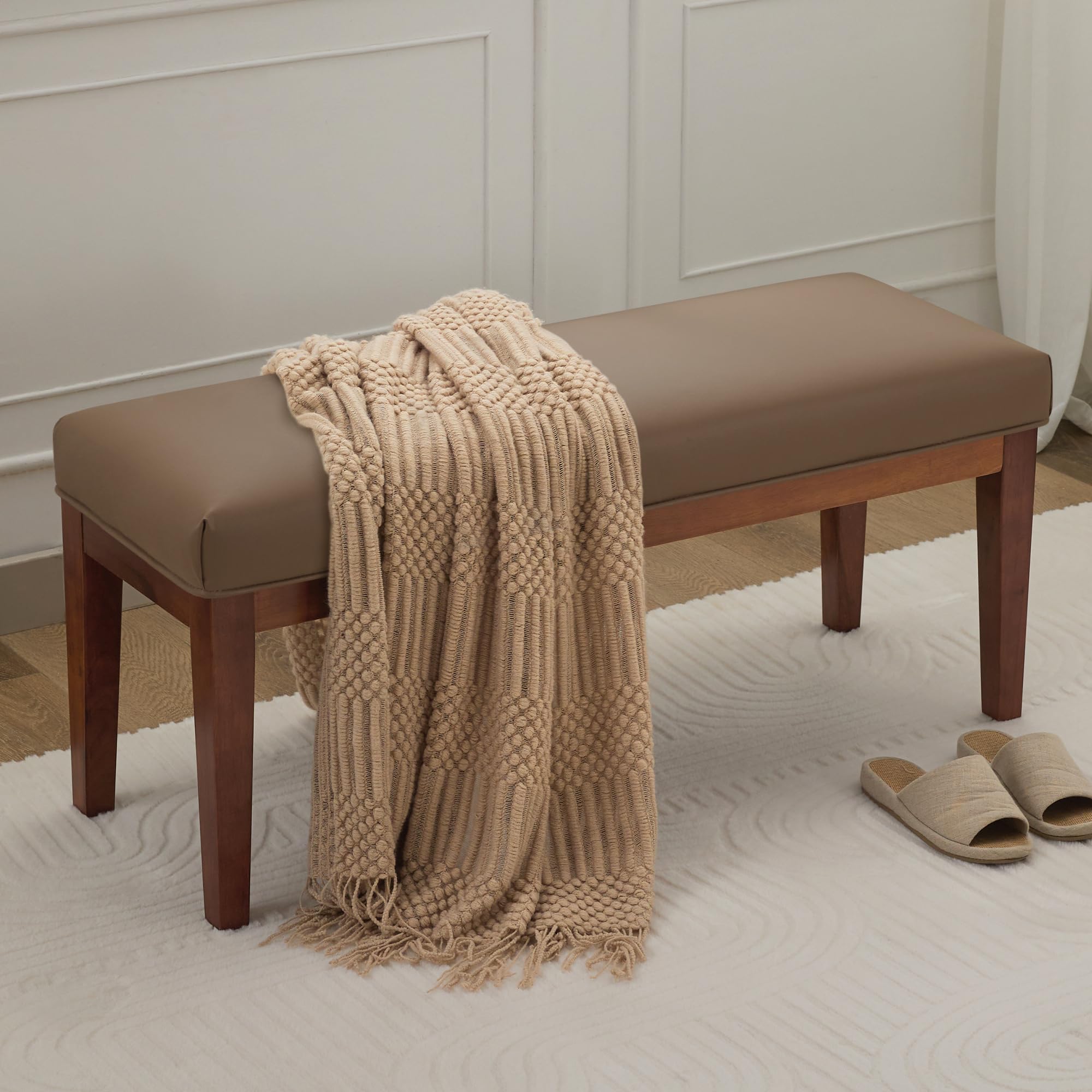 WUTUTUEE 43.5'' Linen Bedroom Bench, Upholstered End of Bed Bench, Padded Vintage Dining Bench, Entryway Bench with Solid Wood Legs, Kitchen, Living Room, Hallway, White