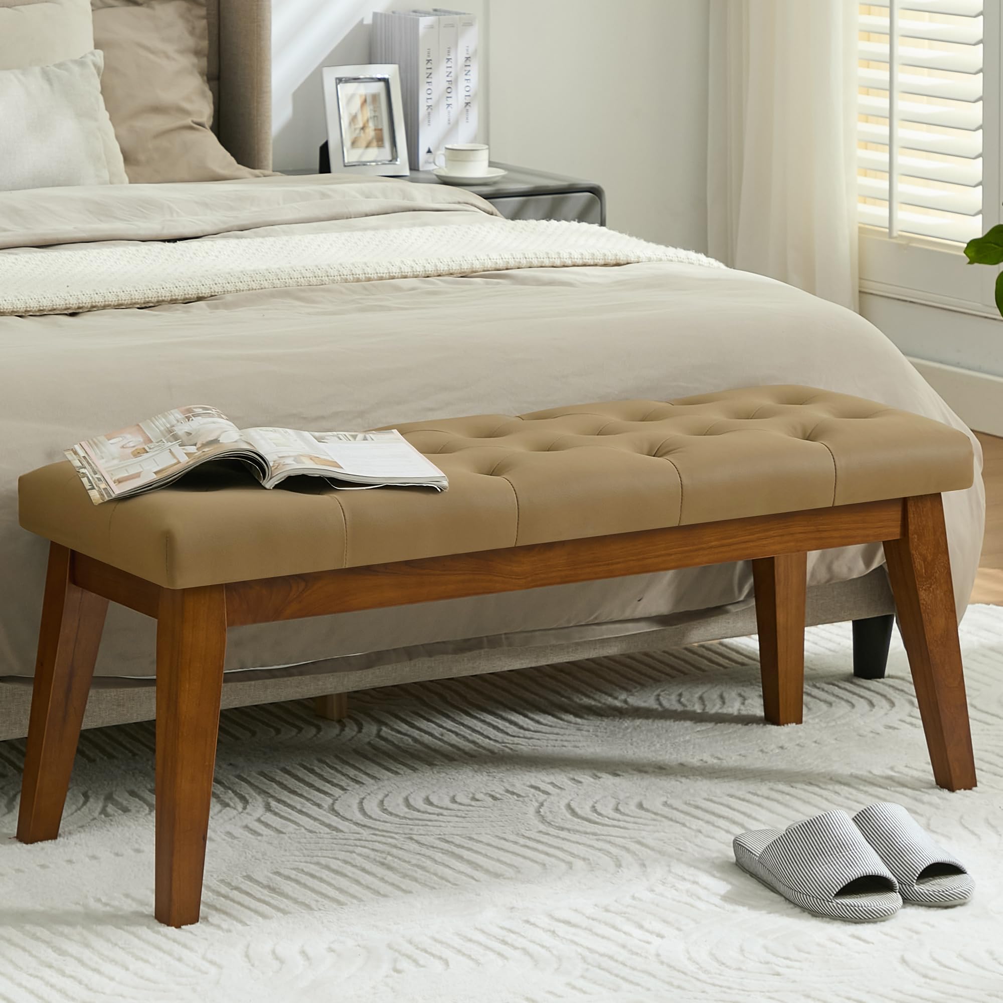 WUTUTUEE 43.5'' Linen Bedroom Bench, Upholstered End of Bed Bench, Padded Vintage Dining Bench, Entryway Bench with Solid Wood Legs, Kitchen, Living Room, Hallway, White